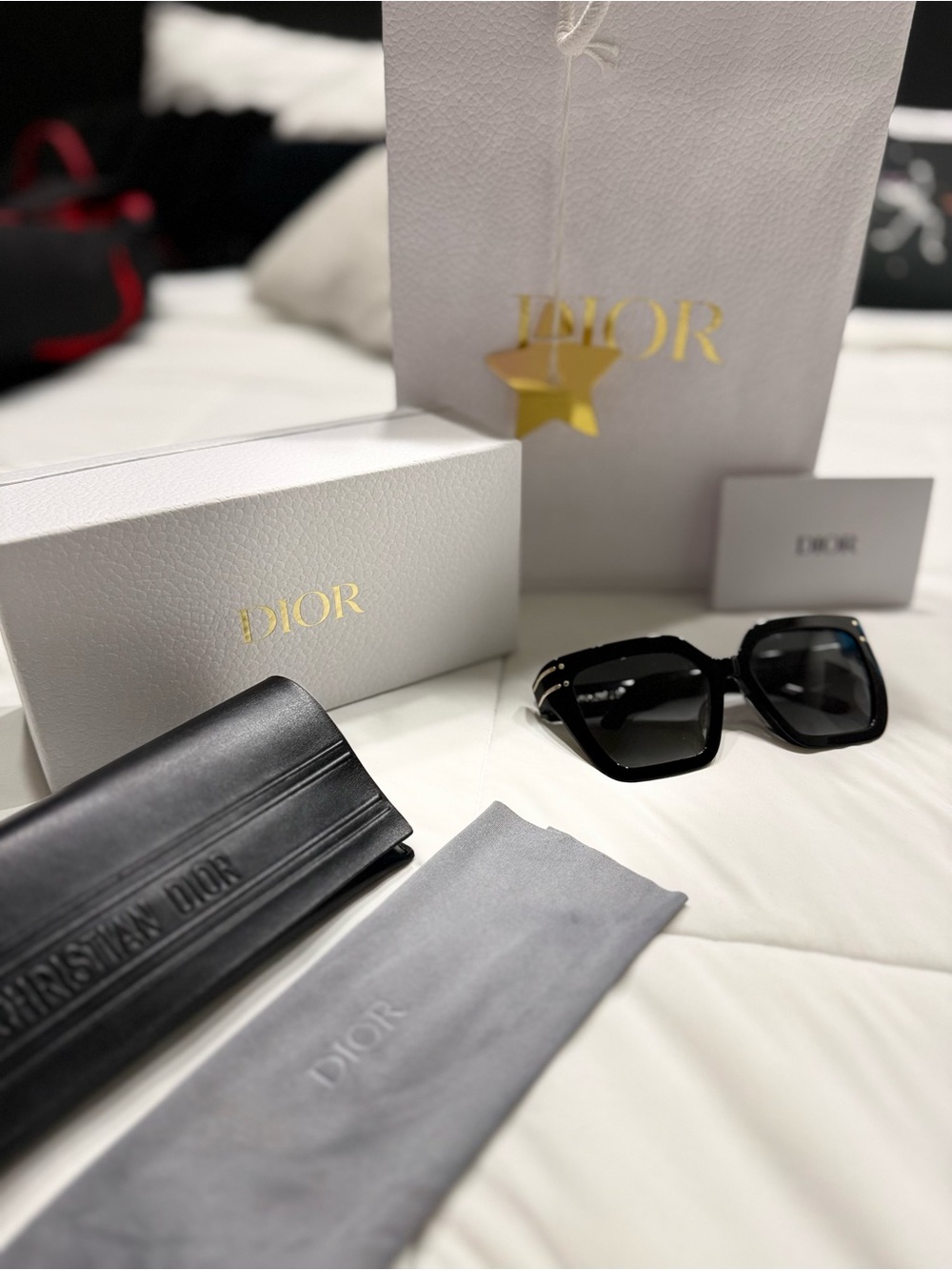 DiorSignature S10F Sunglasses – Black & Gold – Never Worn